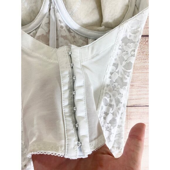Vintage Fredericks Of Hollywood Women's White Lace Soft Bustier - 34C - Picture 8 of 11